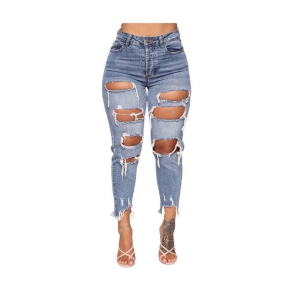 Fashion Nova Cropped Mom Jean - Picture 2 of 4